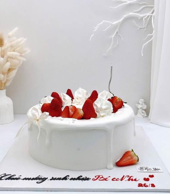 Tổng hợp mẫu bánh kem trái cây đẹp 2026 đơn giản làm theo yêu cầu 