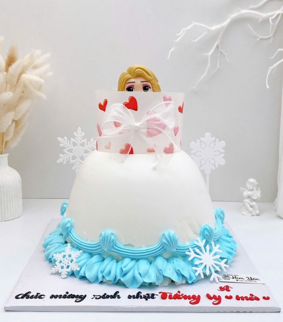 Bánh kem dành cho nữ mẫu bánh váy chảy 