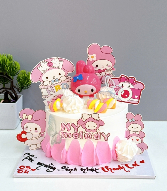  Bánh kem dành cho bé gái công chúa 4 tuổi