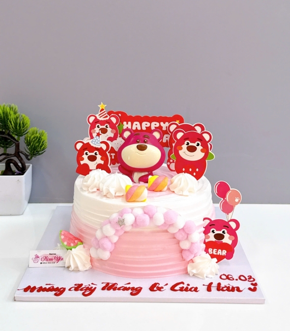  Bánh kem dành cho bé gái công chúa 4 tuổi yêu thích gấu dâu