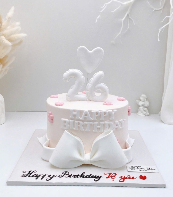 Bánh kem dành cho nữ mẫu mừng nữ 26 tuổi