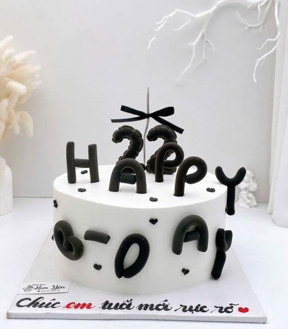 Bánh kem dành cho nữ  viết chữ theo yêu cầu 