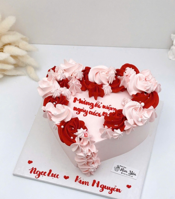 Bánh kem kỉ niệm ngày cưới hot