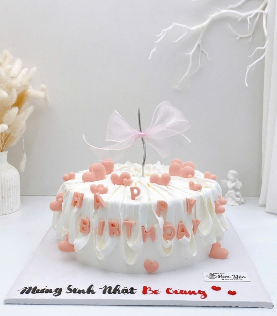 Bánh kem dành cho bé gái mix trái tim nhỏ 