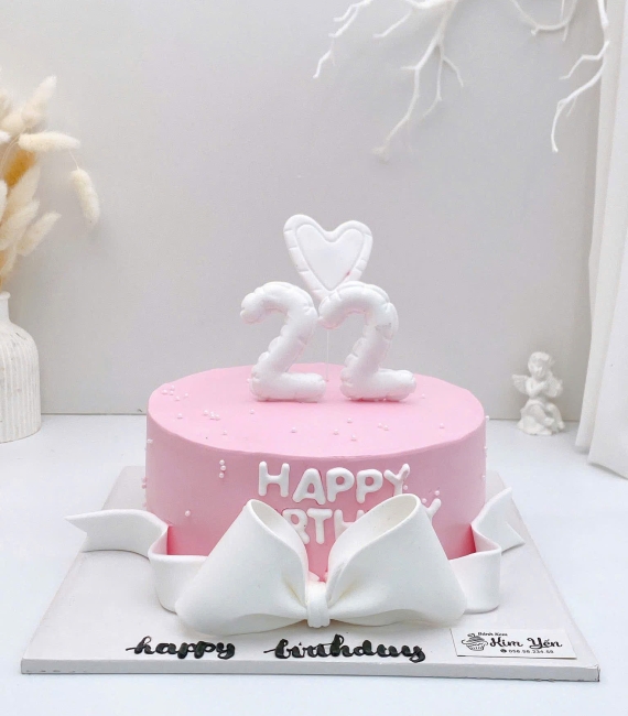 Bánh kem dành chúc mừng dành cho nữ 22 tuổi 