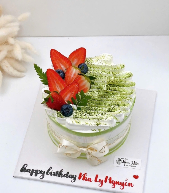 Bánh Kem Trái Cây hot 2026 phủ đầy matcha