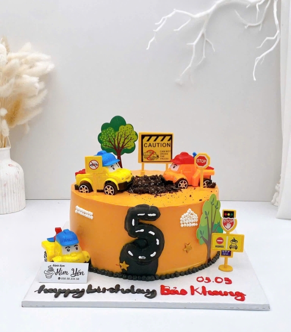 Bánh kem dành cho bé trai 5 tuổi hot năm nay