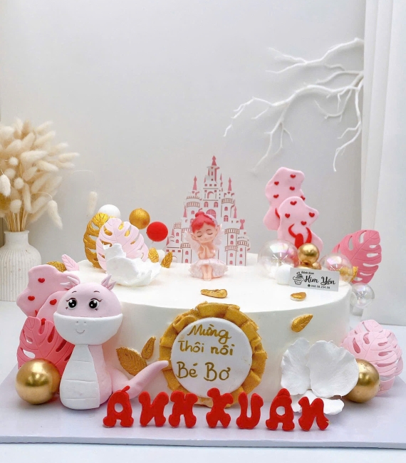 Bánh kem công chúa lên 8 tuổi yêu thích lâu dài 