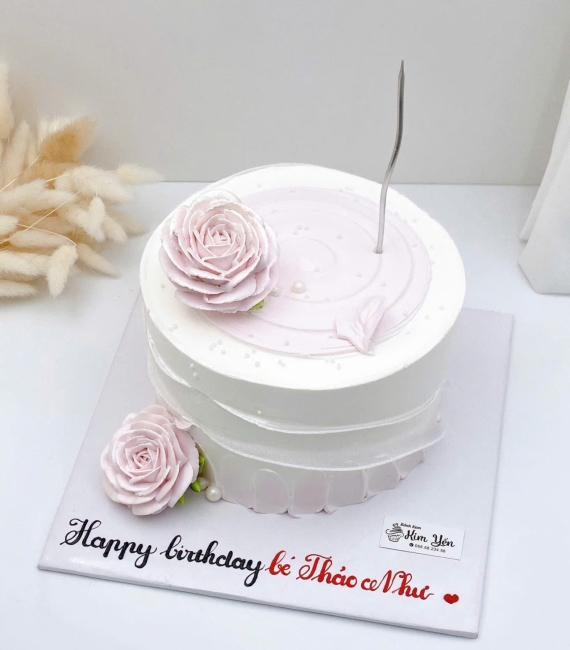 Bánh kem đẹp dành cho nữ 19 tuổi 