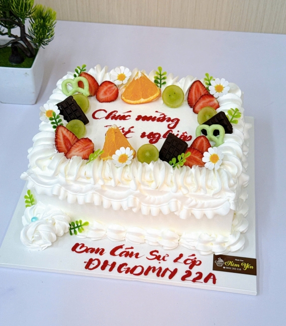 Bánh Kem Trái Cây tặng tổng kết cuối năm học 