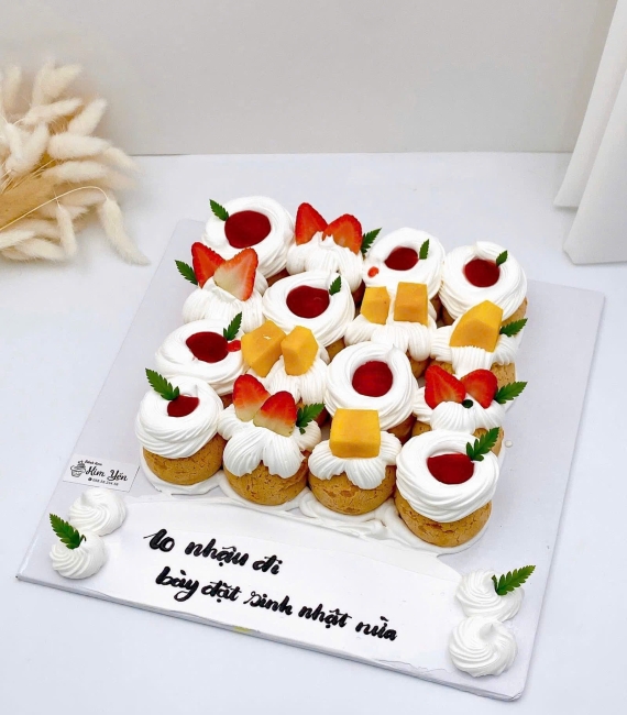 Mẫu bánh su dai mừng ngày tổng kết năm học 