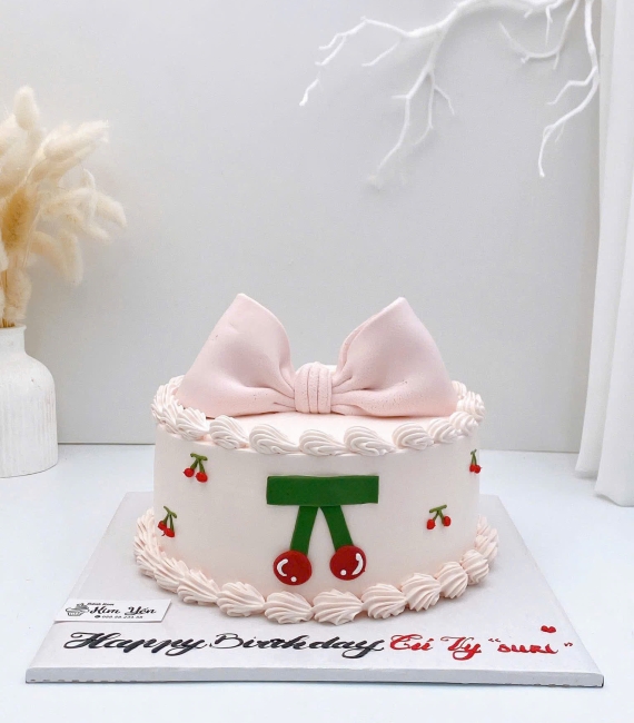 Bánh Kem Hàn Quốc đáng yêu kèm quả táo xinh chibi
