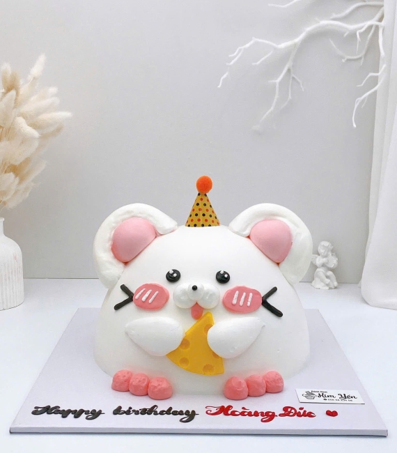Bánh kem dành bé gái tạo hình con chuột đáng yêu 
