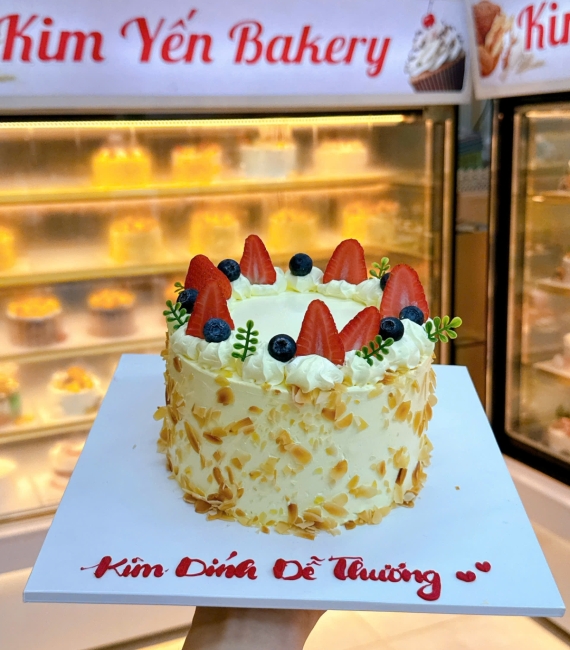 Bánh kem bắp kết hợp phô mai trái cây mẫu hot 