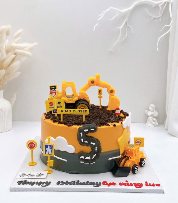 Bánh kem tặng dành cho bé trai lên 5 tuổi 