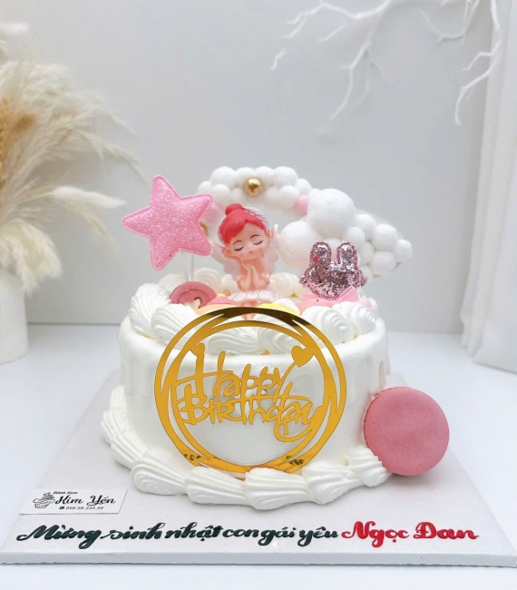 Bánh kem bé gái công chúa tạo hình đơn giản 