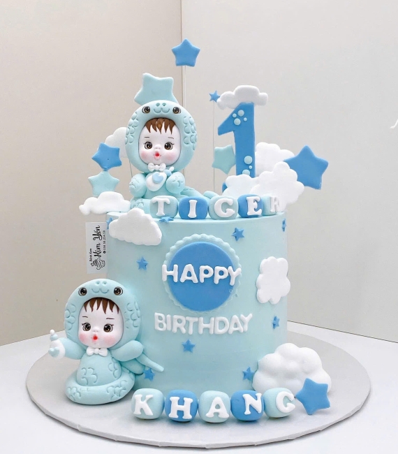 Bánh Kem thôi nôi mừng bé trai 1 tuổi tone xanh dương 