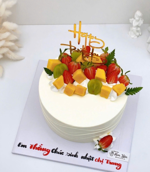 Bánh kem trái cây mix phô mai hạnh nhân tặng chị gái hot 