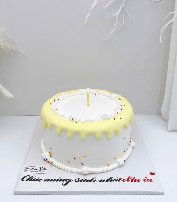 Bánh Kem Hàn Quốc kết hợp tone vàng 