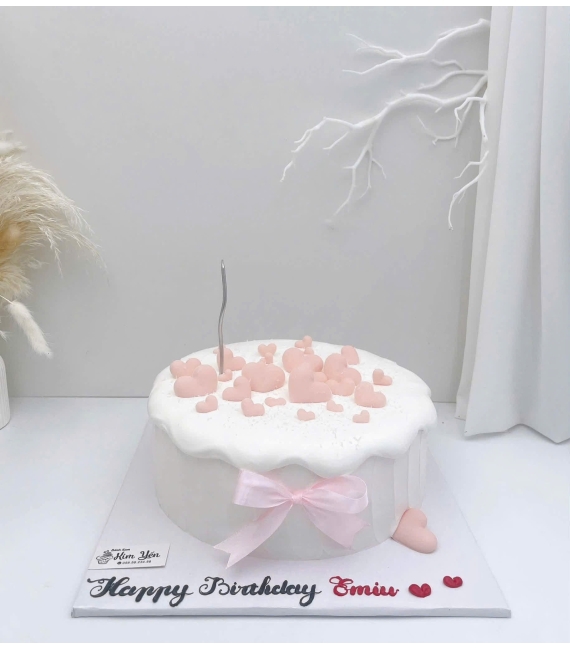 Bánh kem tặng em yêu tone hồng trái tim 