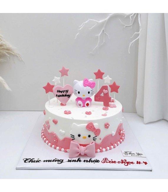 Bánh kem dành cho bé gái thích helokitty
