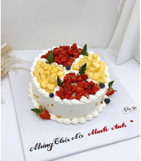Bánh trái cây mix nhiều loại trái cây theo yêu cầu 