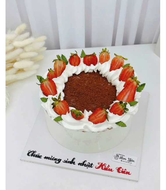 Bánh trái cây dâu tây mẫu đẹp hot hiện nay 2026 tại Kim Yến