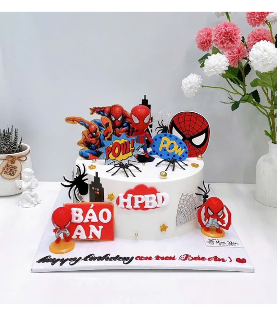 Bánh kem dành cho bé trai người nhện hot hiện nay