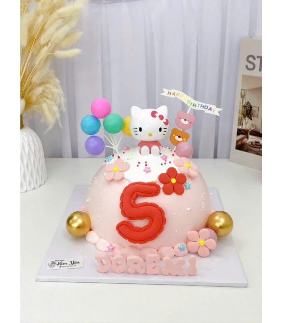 Bánh sinh nhật tạo hình tròn dễ thương cho bé gái lên 5 tuổi 
