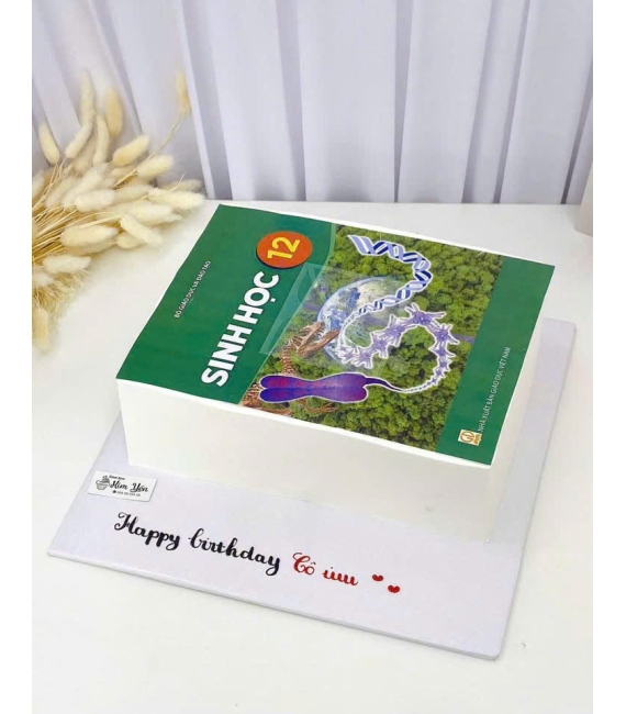 Bánh kem tạo hình quyển sách sinh học 
