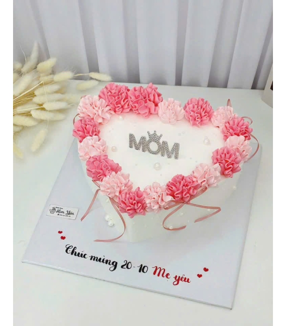 Bánh kem trái tim tặng mẹ yêu hot 
