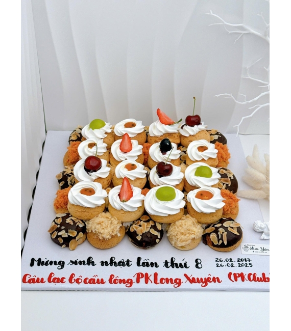 Bánh chúc mừng sinh nhật câu lạc bộ cầu lông