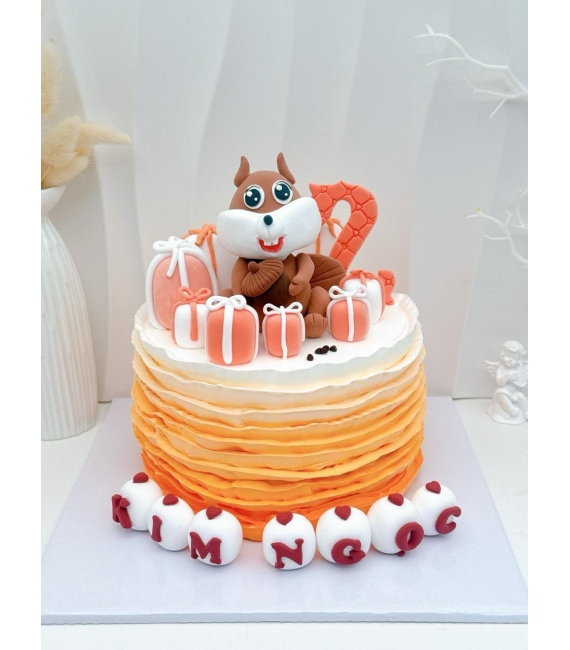 Bánh sinh nhật con sóc đáng yêu