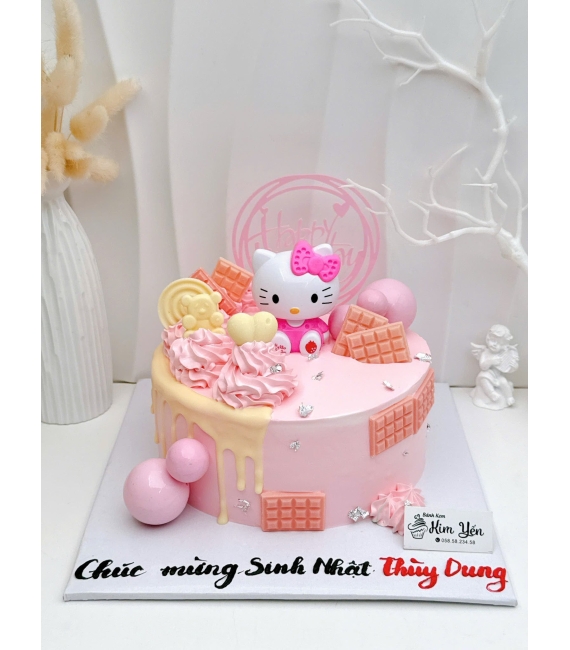  Bánh kem hello kitty