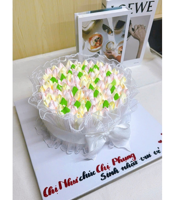 Bánh kem hoa Tulip ở cao lãnh