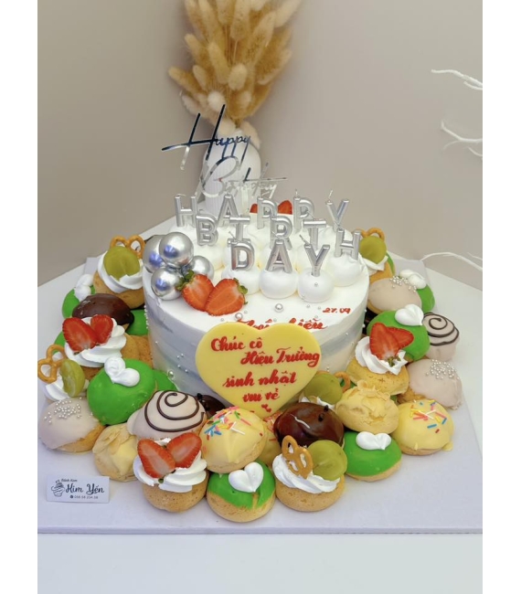 Set bánh su kem Singapore kèm bánh kem tặng sinh nhật