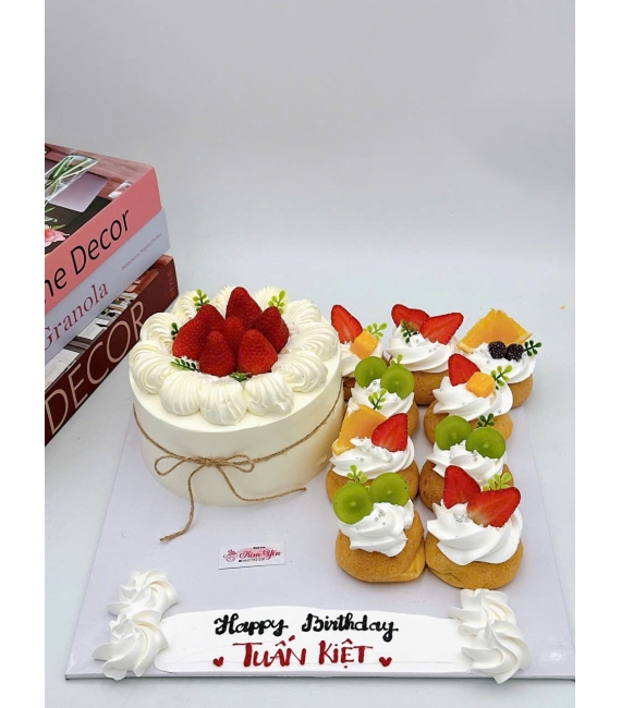 Set bánh su kem Singapore hoa quả tặng 20/10 kèm bánh sinh nhật