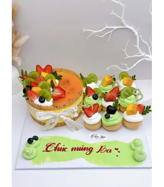 Set bánh su kem Singapore hoa quả tặng kèm pannacotta