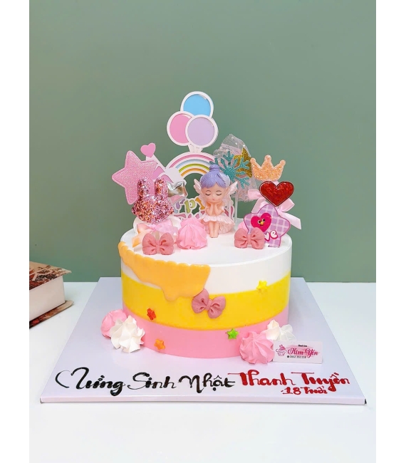 Bánh kem dành cho bé gái lên 15 tuổi