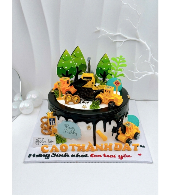 Bánh kem dành cho bé trai thích xe cẩu,xe múc,xe công trình