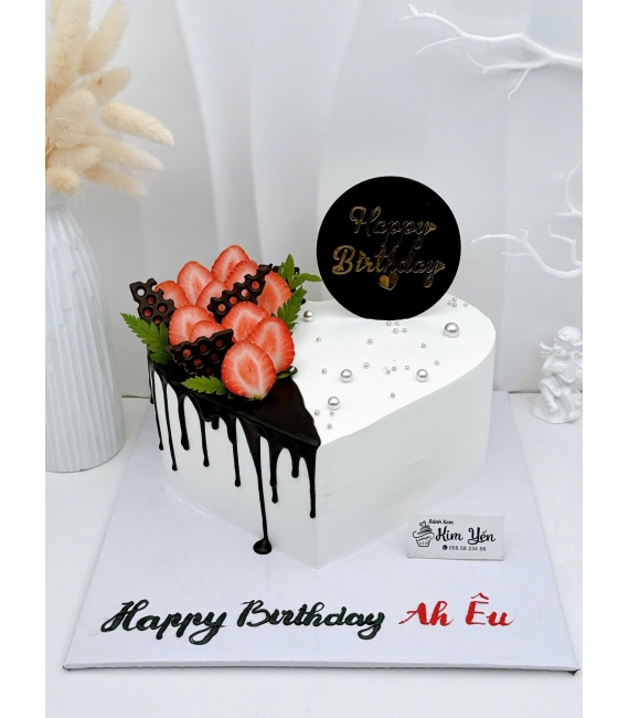 Bánh sinh nhật trái tim mix trái cây