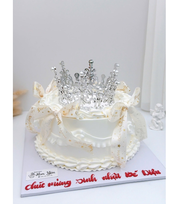 Bánh kem dành nữ mẫu đẹp hot 2025 làm theo yêu cầu