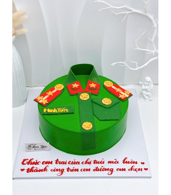 Mẫu bánh kem công an tại Kim Yến