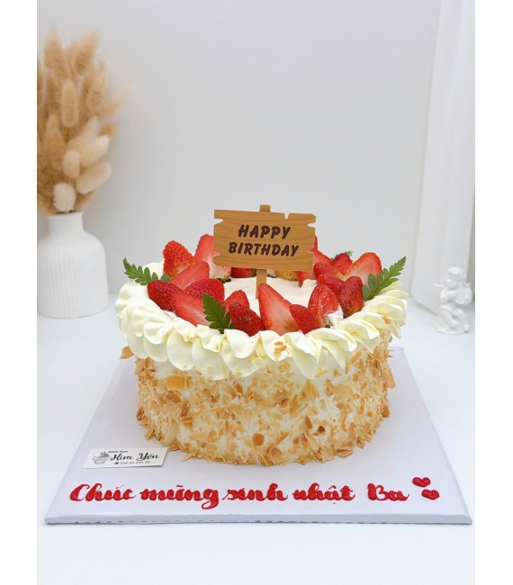 Bánh kem bắp hạnh nhân mix đầy dâu tây tặng ba