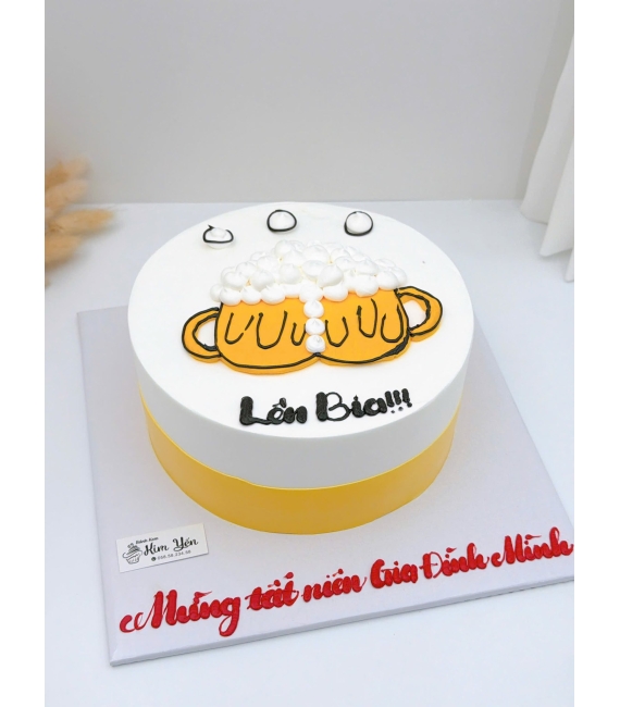 Bánh kem vẽ hình ly bia cụng nhau 