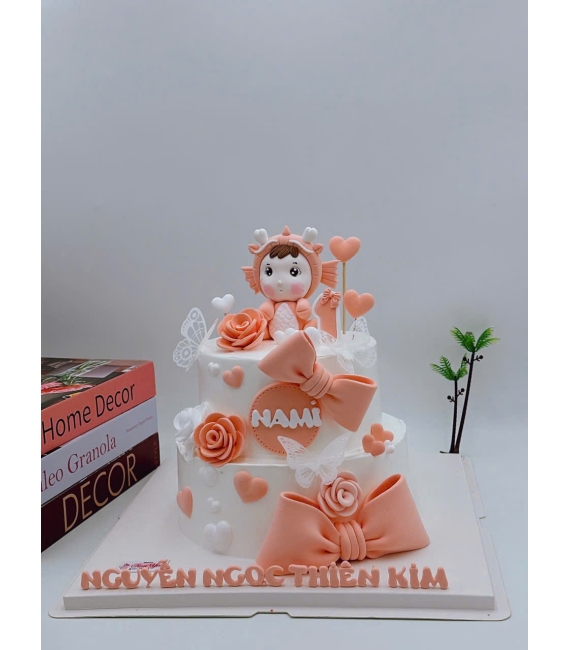 Bánh Kem Thôi Nôi Mừng sinh nhật bé gái tone cam