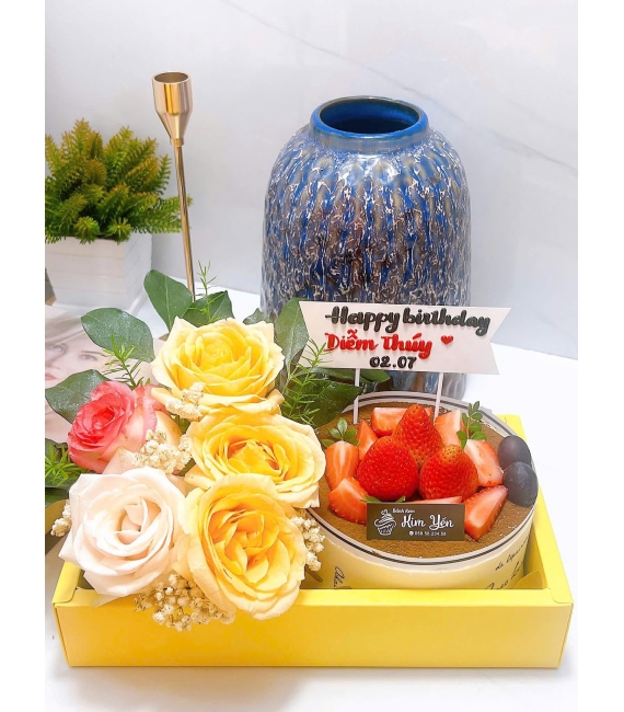 Mẫu sét bánh kem và hoa tươi tặng người thân( tùy chọn bánh theo yêu cầu)
