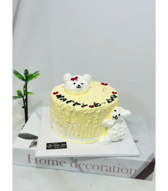Bánh kem Tone vàng dễ thương 