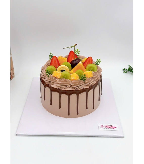Mẫu bánh kem phủ đầy trái cây socola