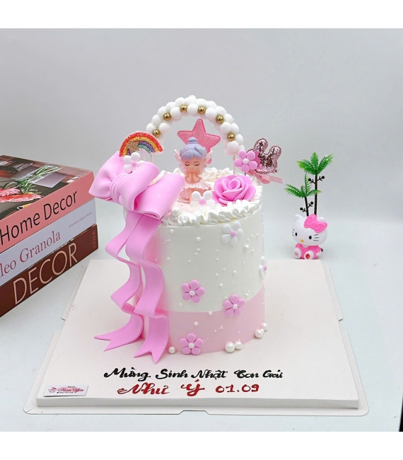 Bánh Kem Thôi Nôi Tone Hồng cho bé gái 1 tuổi-Bánh Kem ngon tại cao lãnh